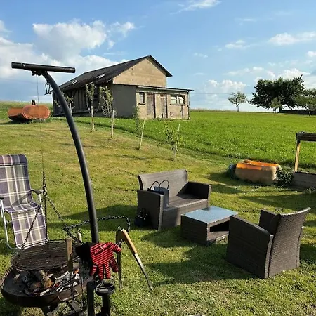 Streamatze Auf Whiskey's Farm * Kleinich